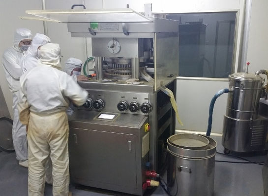 آلة ضغط الأقراص الدوارة عالية السرعة GZP55 بضغط رئيسي 100 كيلو نيوتن وضغط أولي 20 كيلو نيوتن وقدرة إنتاجية 396000 قطعة/ساعة المزود