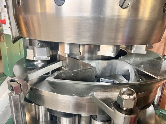 آلة ضغط مسحوق كلوريد الصوديوم على شكل كرة كبيرة من تيانهي، كرات النفتالين، كرة الكافور المزود